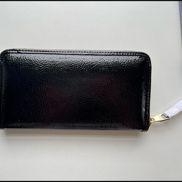 VERSACE JEANS COUTURE Patent Continental Wallet - Picture 5 of 8